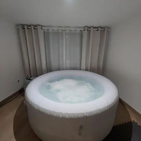 L08 Jacuzzi 5 Etoile Par Villa Dengous Livry-Gargan Esterno foto