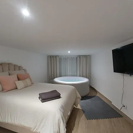 L08 Jacuzzi 5 Etoile Par Villa Dengous Livry-Gargan Esterno foto